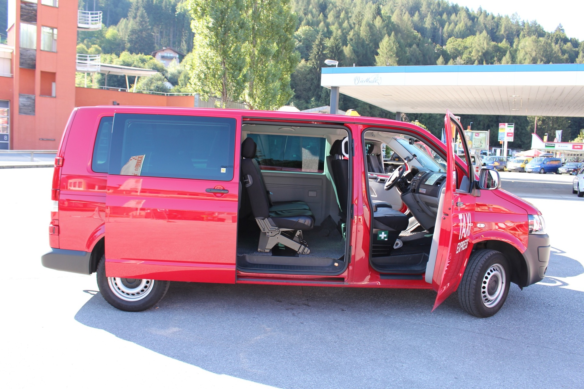 Skitaxi im Einsatz in den Salzburger Alpen